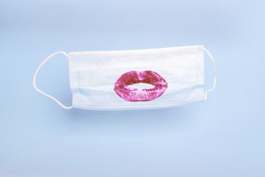 Giornata Mondiale del Bacio: tra rischio e romanticismo Giornata Mondiale del Bacio: tra rischio e romanticismo