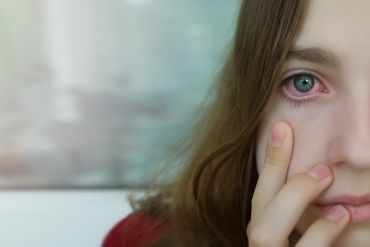 Danni oculari e stagione estiva: ciò che c'è da sapere Danni oculari e stagione estiva: ciò che c'è da sapere